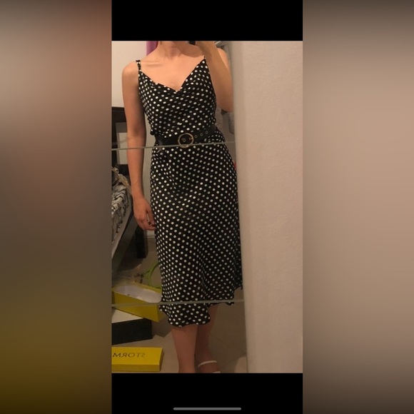 Dress - Picture 3 of 4